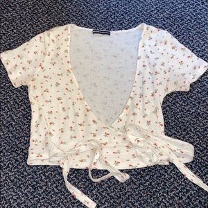 Brandy Melville Shirt